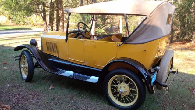 1927 Yellow Ford Model T