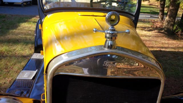 1927 Yellow Ford Model T