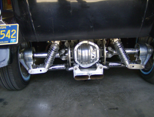 1927 BLACK Ford Model T 2 DOOR SEDAN