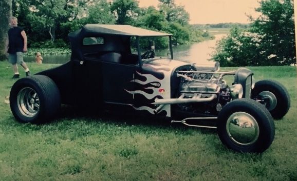 1927 Ford Model T roadster