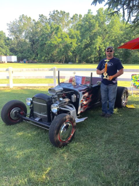 1927 Ford Model T roadster