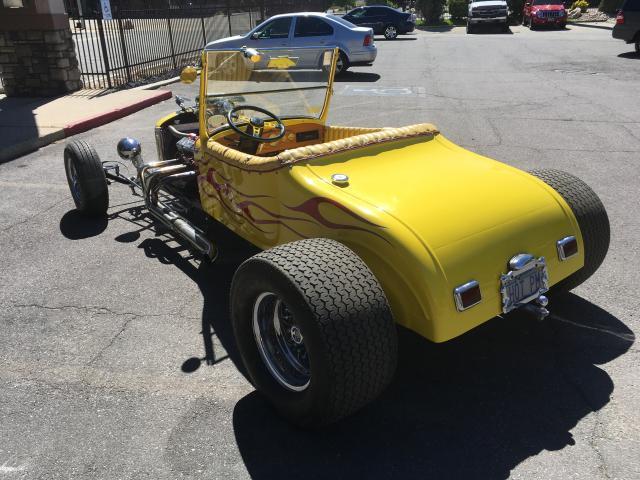 1927 yellow/red flames Ford Model T Convertible