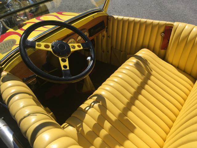1927 yellow/red flames Ford Model T Convertible