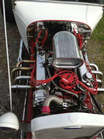 1927 White Ford Model T Convertible
