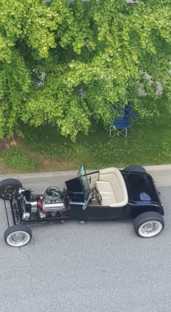 1927 Black Ford Model T Roadster