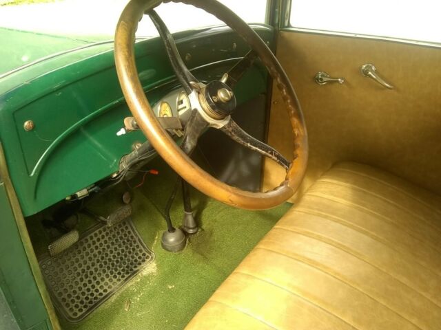 1928 Green Chevrolet National Coupe