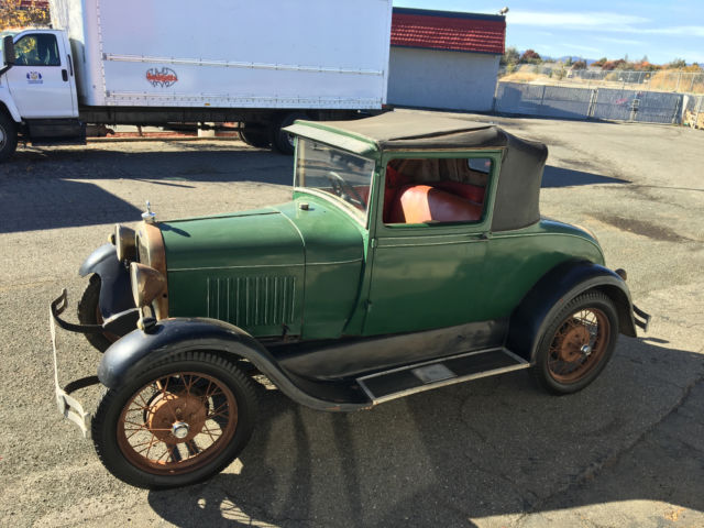1928 Green Ford Model A Coupe