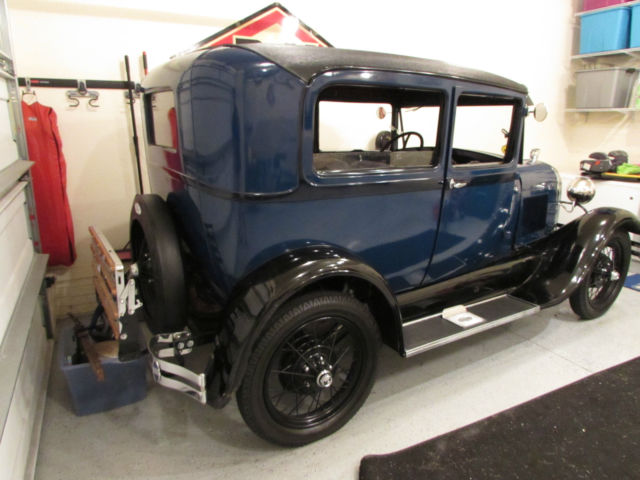 1928 blue Ford Model A Sedan