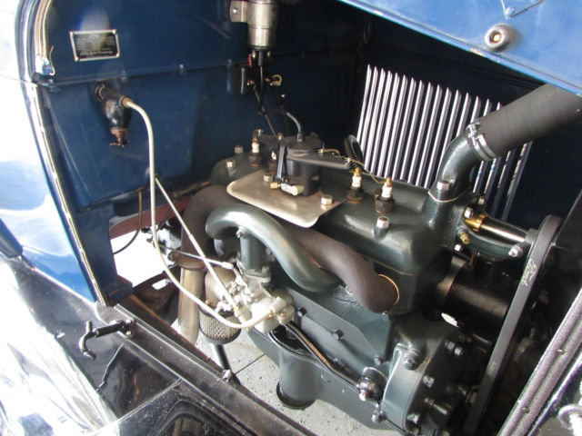 1928 blue Ford Model A Sedan