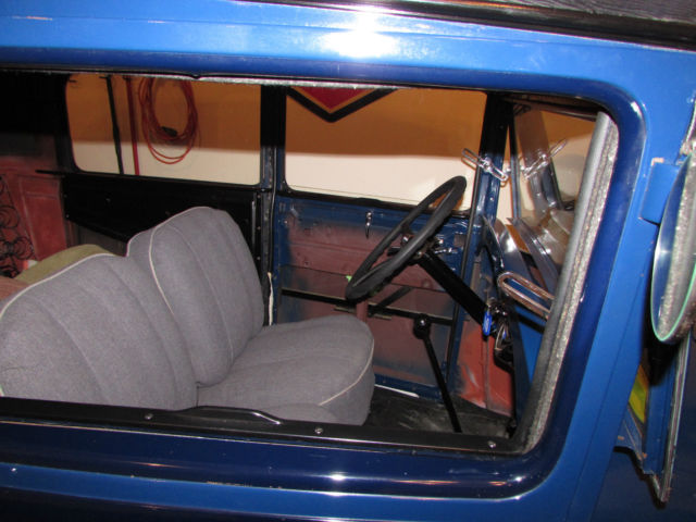 1928 blue Ford Model A Sedan