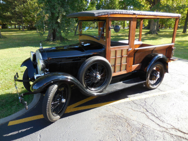 1928 Black and Walnut Ford Model A WoodyTruck