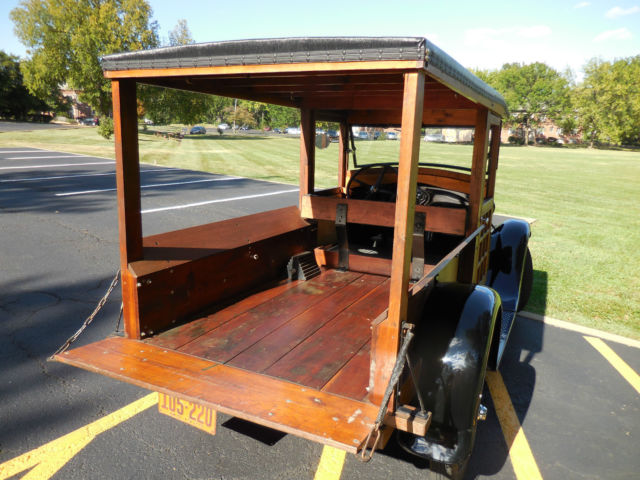 1928 Black and Walnut Ford Model A WoodyTruck