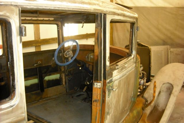 1928 Ford Other sedan