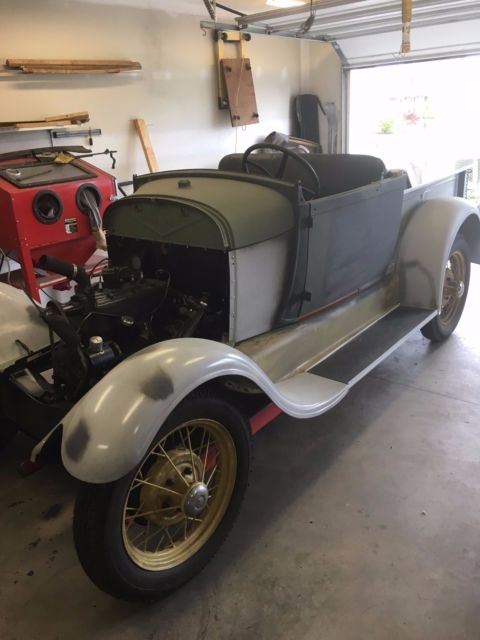 1928 prim Ford Model A