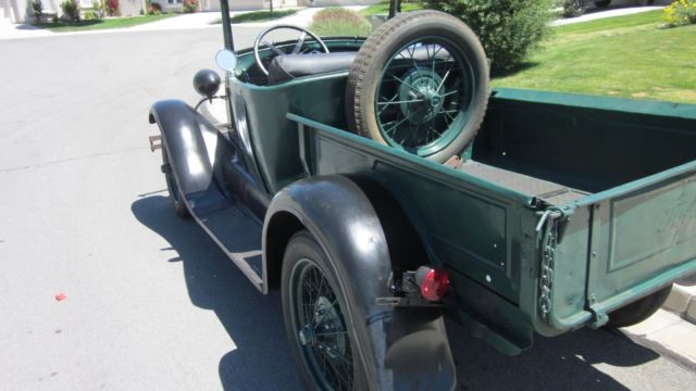 1928 green/ black Ford Model A