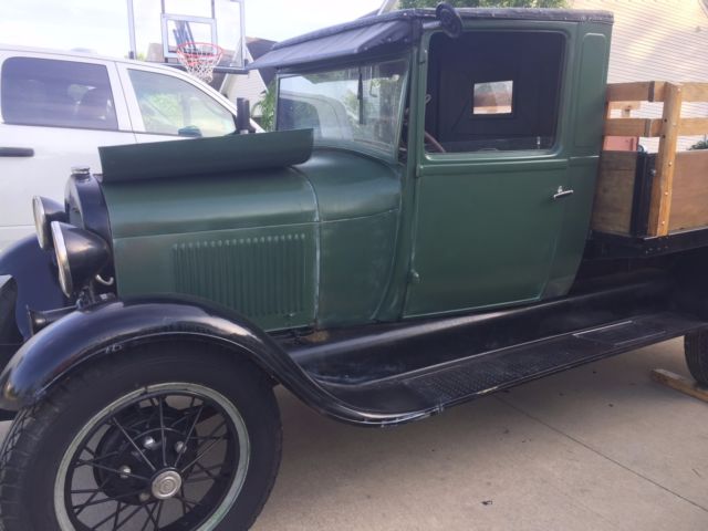 1928 green Ford Model A Cab & Chassis