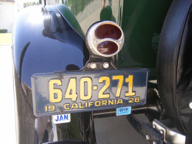 1928 Balsum Green / Black Ford Model A 4 dr