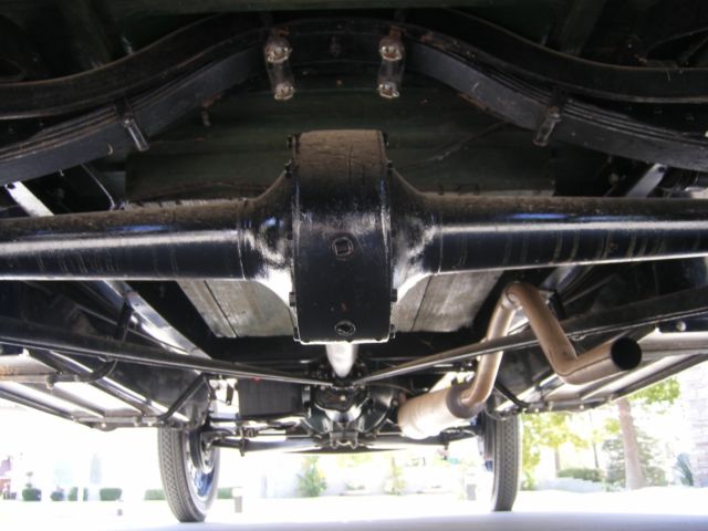 1928 Balsum Green / Black Ford Model A 4 dr