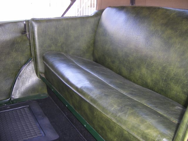 1928 Balsum Green / Black Ford Model A 4 dr