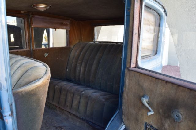 1929 Blue Chrysler Plymouth 4door