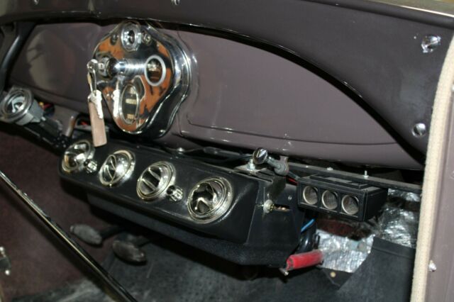 1929 Brown Ford Model T Sedan