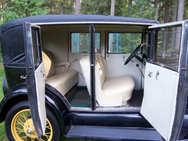 1929 Black Ford Model A Fordor