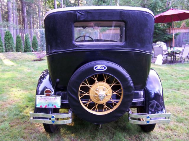 1929 Black Ford Model A Fordor