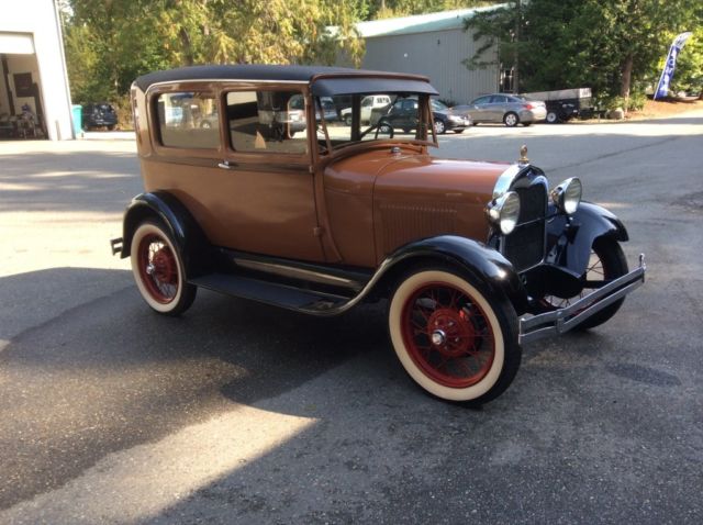 1929 Brown Ford Model A Coupe