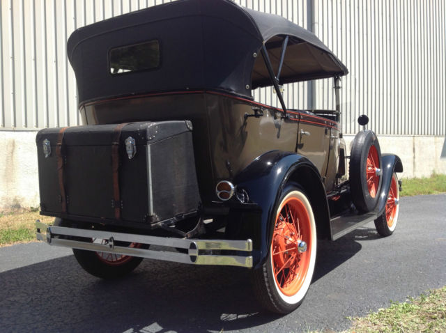 1929 CORRECT BLACK AND BROWN Ford Model A FOUR DOOR CONVERTIBLE