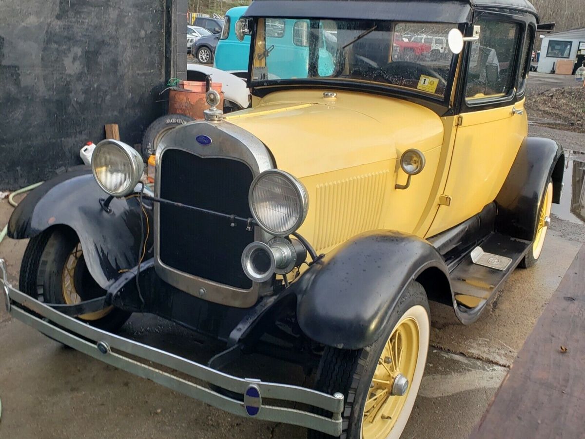 1929 Ford Model A 5 WINDOW COUPE