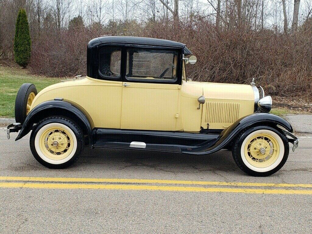1929 Ford Model A 5 WINDOW COUPE