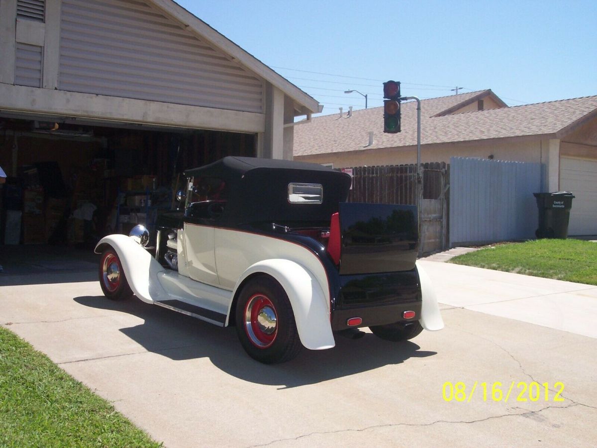 1929 Black & White Ford Model A Roadster