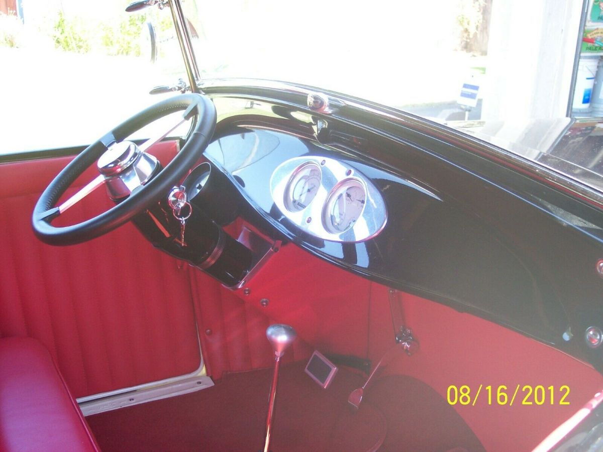 1929 Black & White Ford Model A Roadster