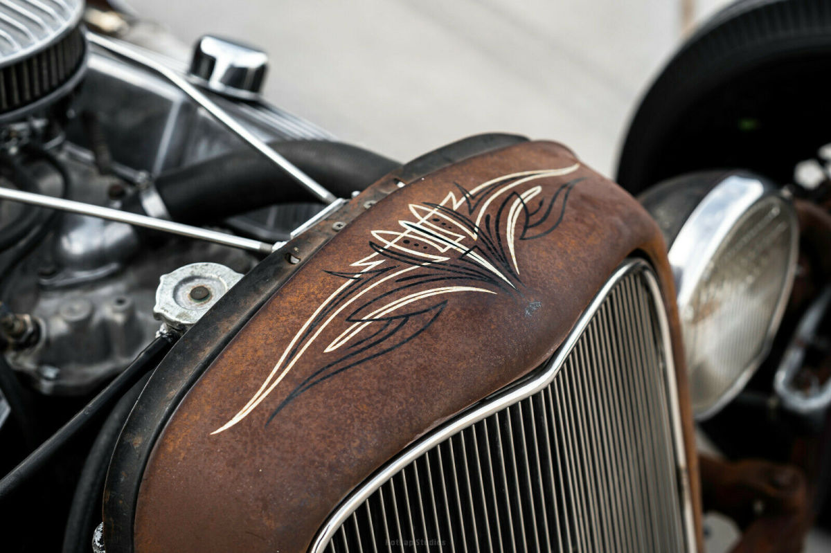 1929 Brown Ford Model A Convertible
