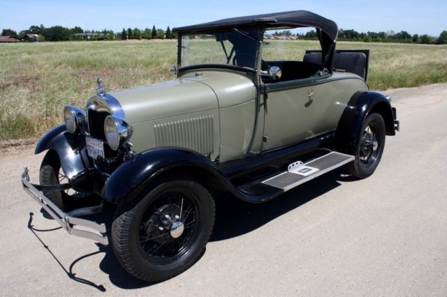 1929 Green / Black Ford Model A Roadster