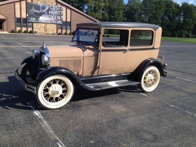 19290000 Tan Ford Model A Sedan