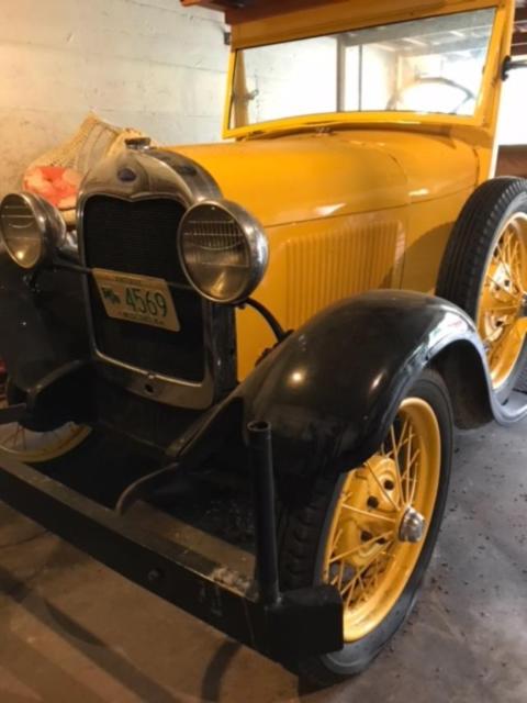 1929 Yellow Ford Model A Wagon