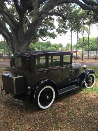 1929 Brown Ford Model A 4 door Sedan