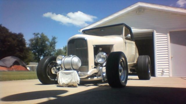 1929 White Ford Roadster Convertible