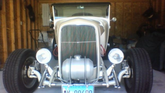 1929 White Ford Roadster Convertible