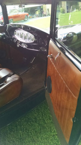 19290000 Black Ford Other Sedan