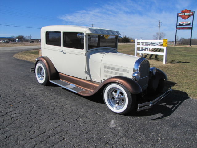 1929 CREAM Ford Model A