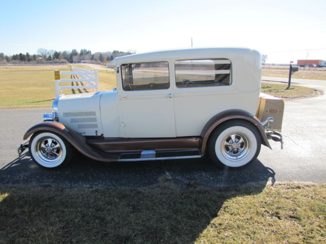 1929 CREAM Ford Model A