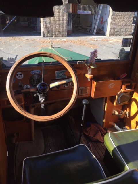 1972 Green Volkswagen Beetle - Classic