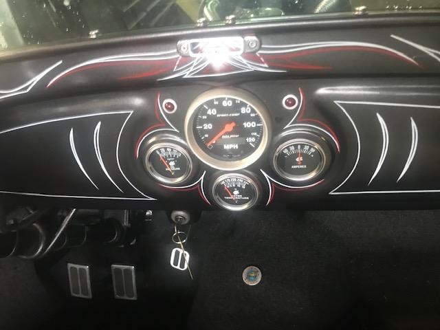 1929 black flat Ford Model T convertible