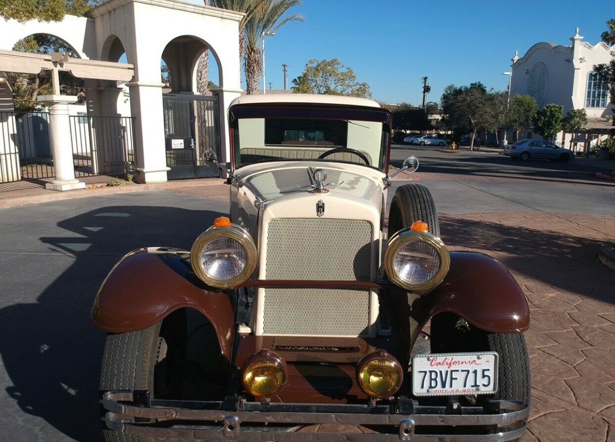 1929 Brown Ford Model T Sedan