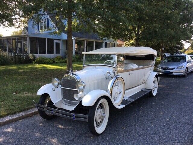 1929 White Ford Model A Limousine