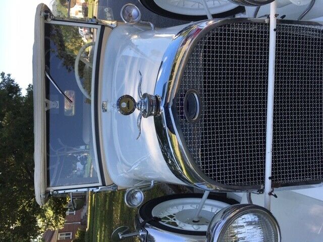 1929 White Ford Model A Limousine
