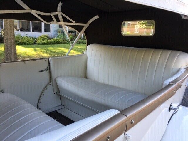 1929 White Ford Model A Limousine