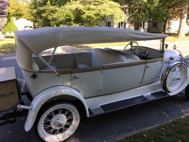 1929 White Ford Model A Limousine